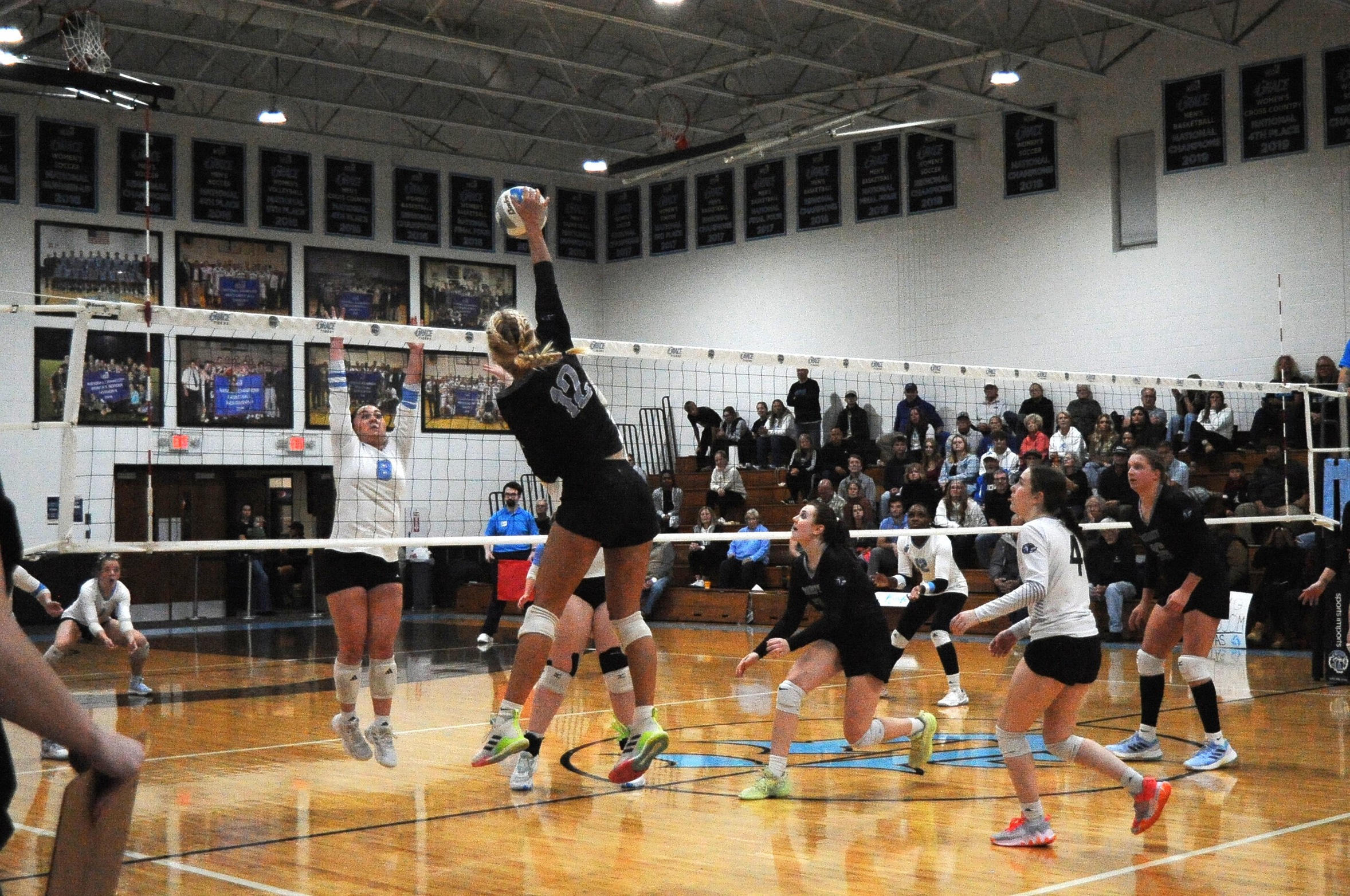 Tough Loss to Crusaders in Midwest Region Tournament